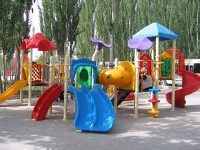 蘇州工業(yè)園區(qū)英派斯科教設(shè)備 融合兒童游樂、健身與安全地墊的科教設(shè)施解決方案